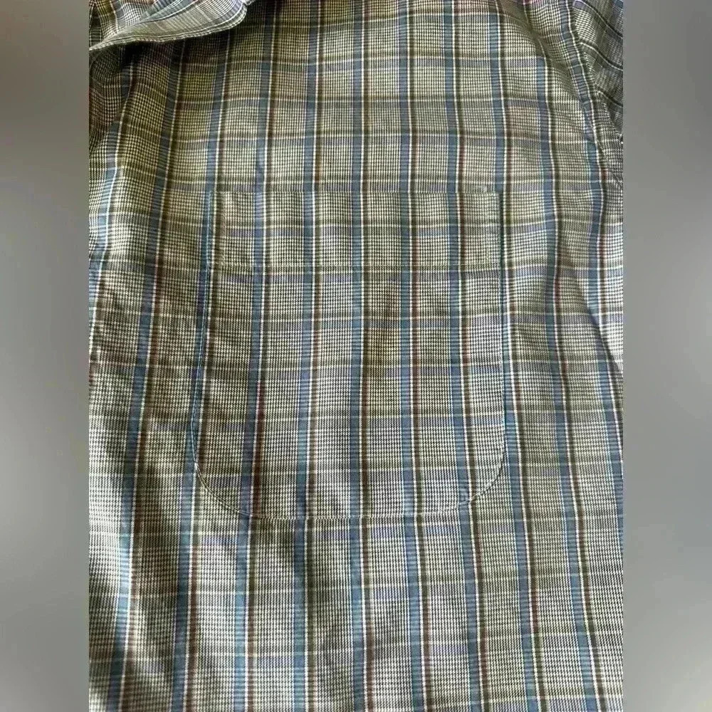 Peter Millar button down shirt - Picture 3 of 5